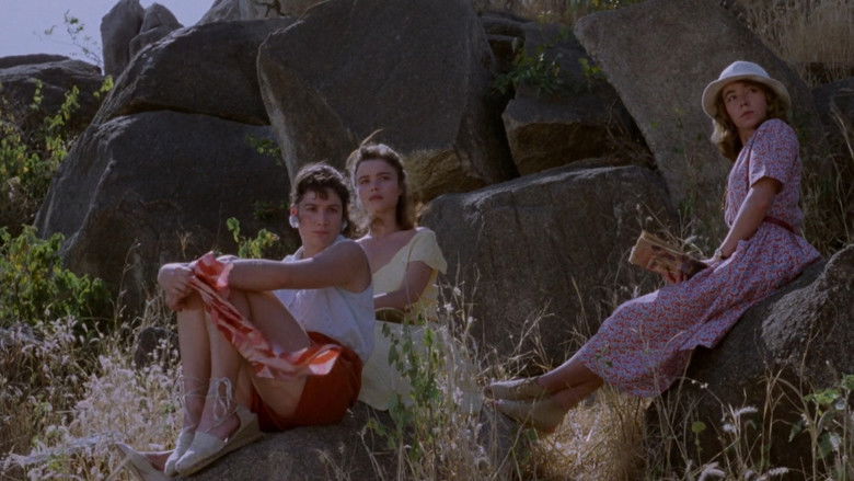 кадр из фильма Шоколад