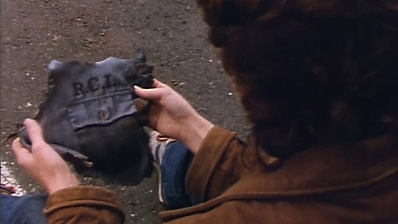 кадр из фильма Raiders of the Living Dead