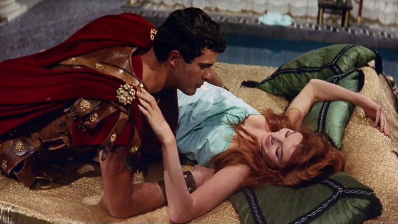 кадр из фильма Мессалина, имперская Венера