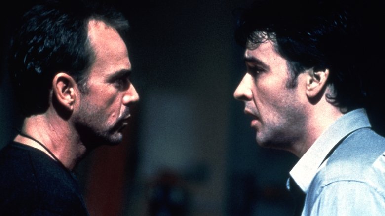 кадр из фильма Управляя полетами