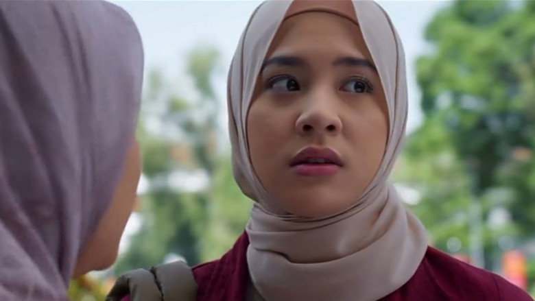 кадр из фильма Kupilih Jalur Langit