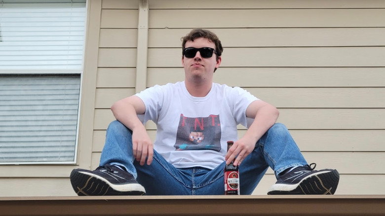 кадр из фильма Drinks Are On the House