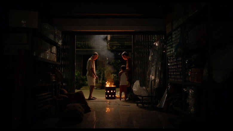 кадр из фильма ใต้ฝุ่น