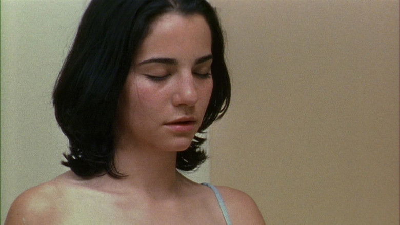 кадр из фильма Amar te duele