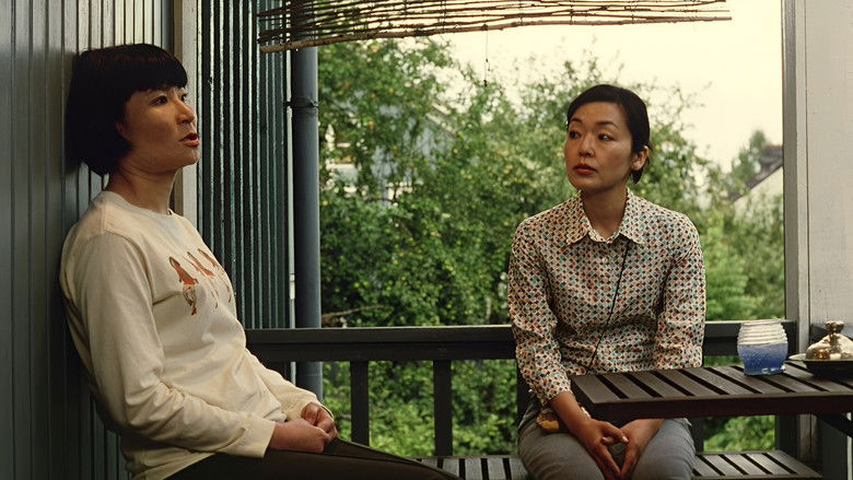 кадр из фильма Ресторанчик Камомэ