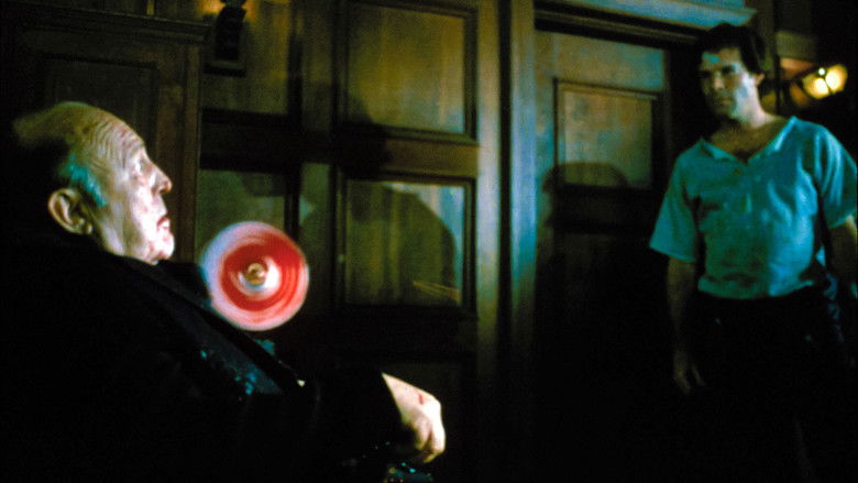 кадр из фильма Суеверие