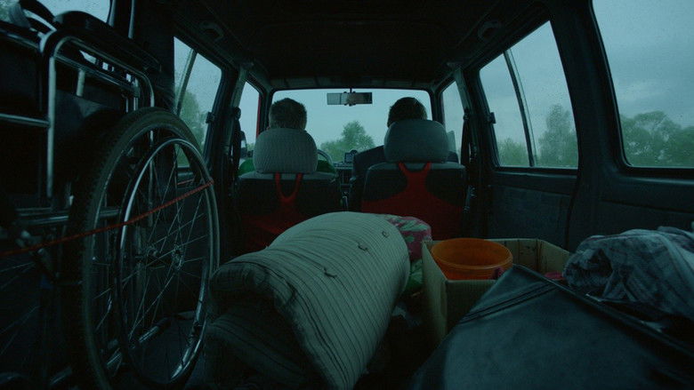 кадр из фильма Как Витька Чеснок вёз Лёху Штыря в дом инвалидов