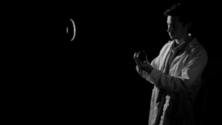 кадр из фильма El Centinela