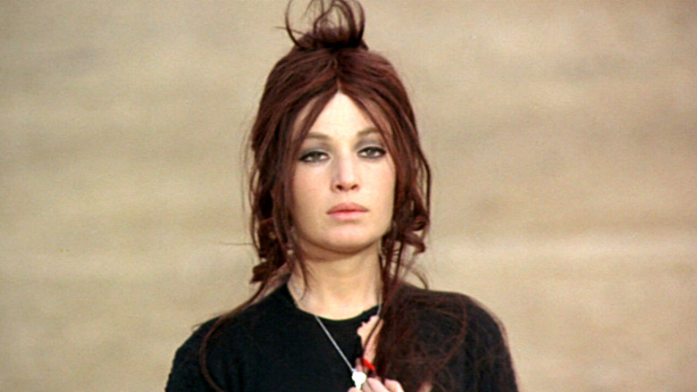 кадр из фильма Девушка с пистолетом