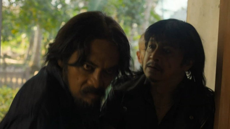 кадр из фильма Suzzanna: Santet Dosa di Atas Dosa