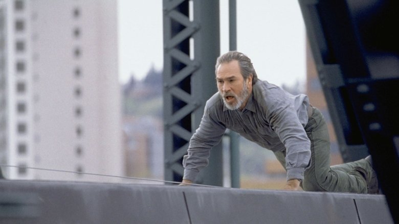 кадр из фильма Загнанный