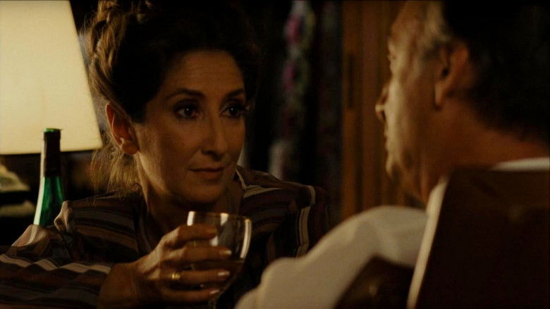 кадр из фильма Официальная версия