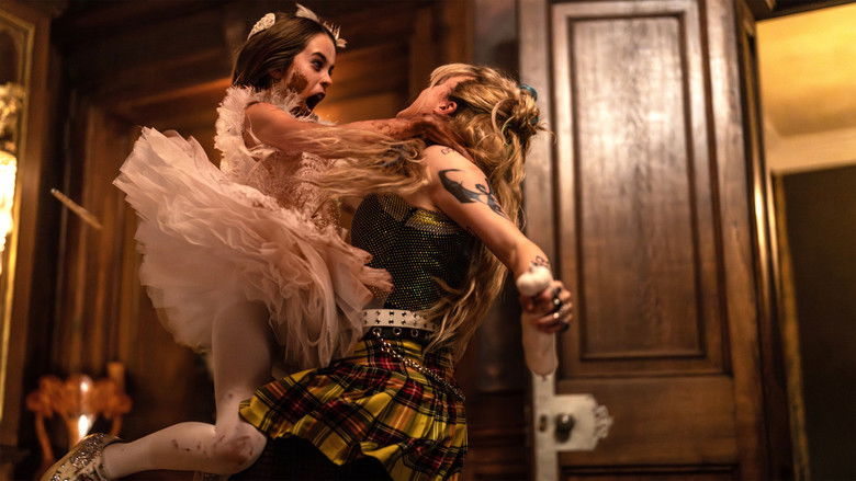 кадр из фильма Эбигейл