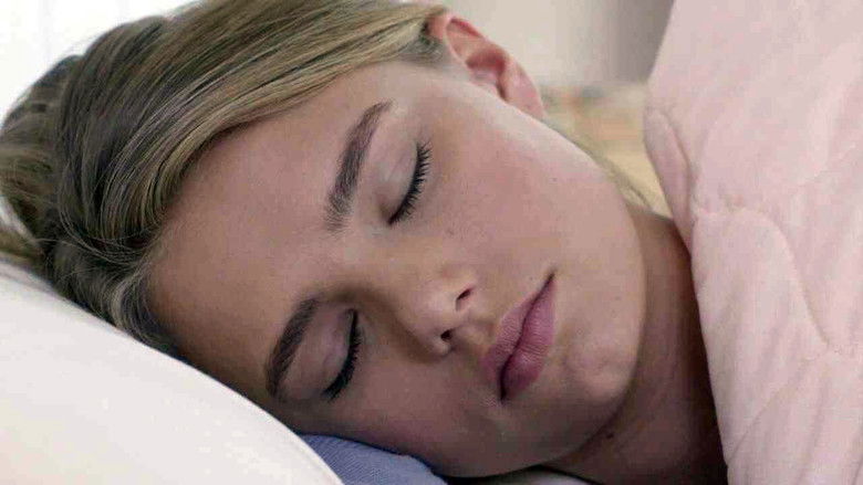 кадр из фильма Голубая лагуна