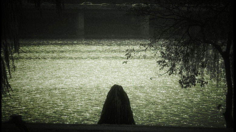 кадр из фильма 몬스트로 옵스큐라