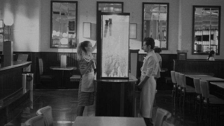 кадр из фильма Кухня