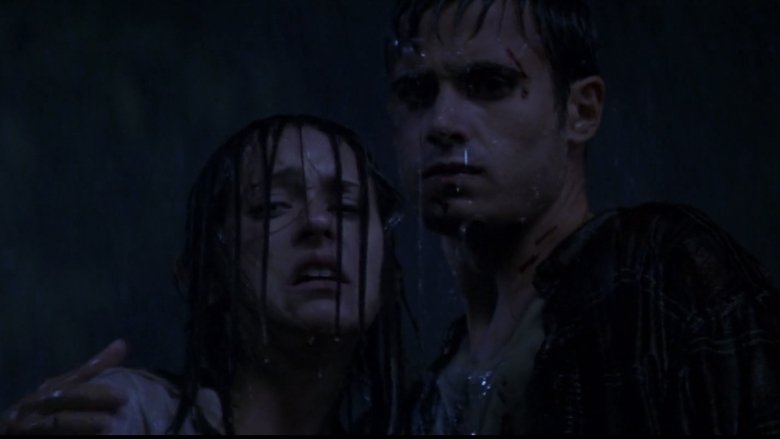 кадр из фильма Я всё еще знаю, что вы сделали прошлым летом