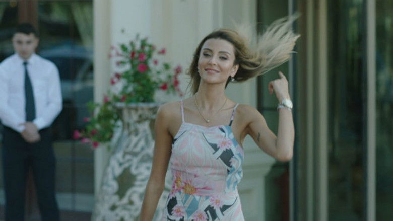 кадр из фильма Geniş Aile 2: Her Türlü