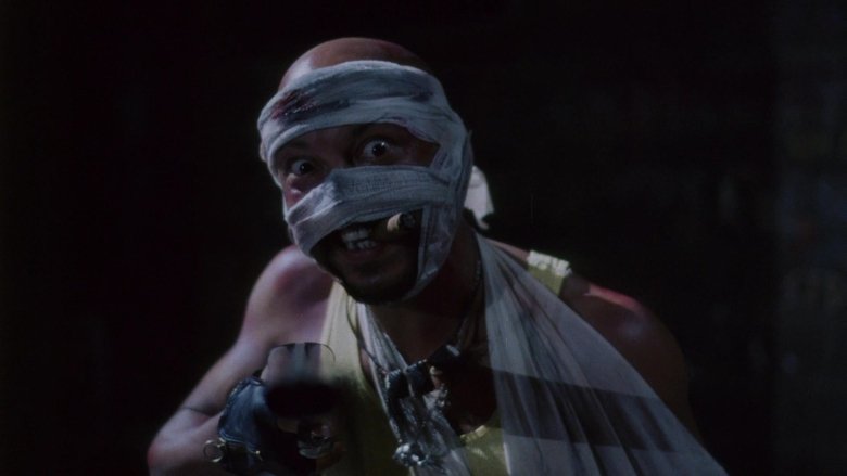 кадр из фильма Токсичный мститель