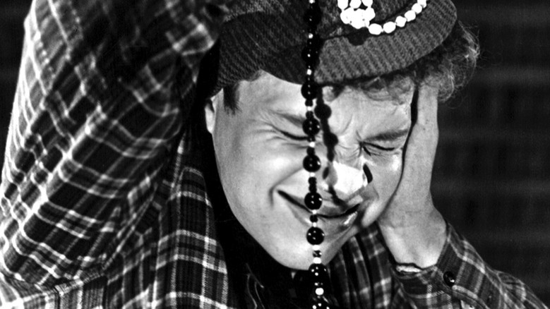 кадр из фильма Полустанок