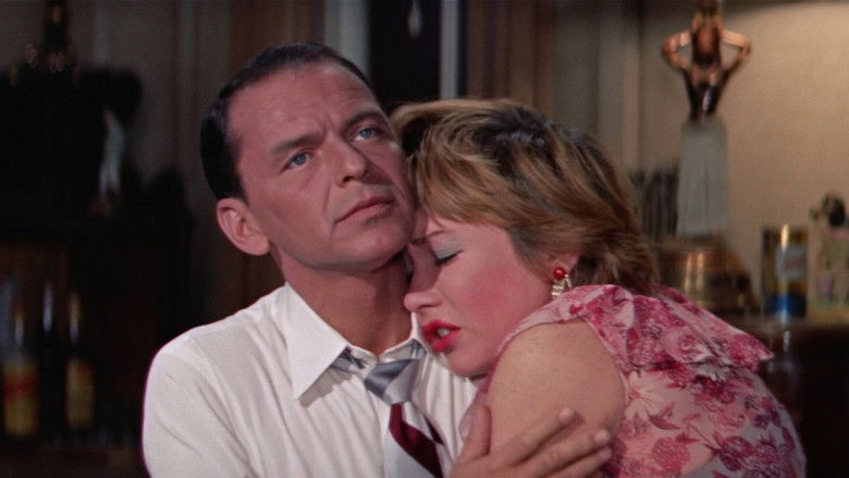 кадр из фильма И подбежали они