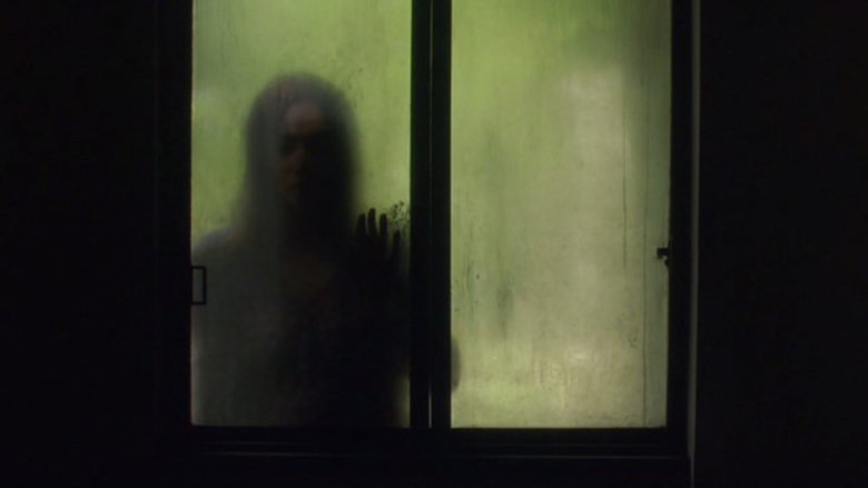 кадр из фильма Чердак