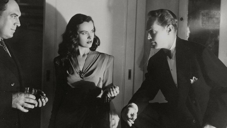 кадр из фильма Леди-призрак