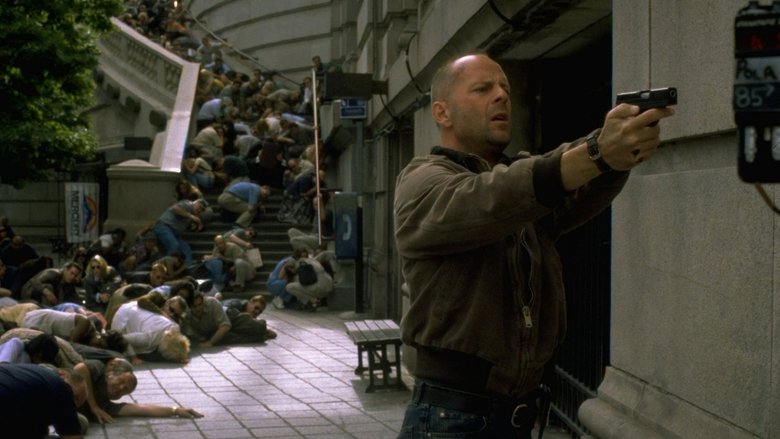 кадр из фильма Меркурий в опасности