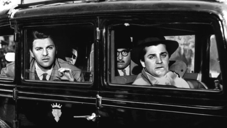 кадр из фильма Маменькины сынки