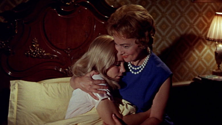 кадр из фильма Light in the Piazza