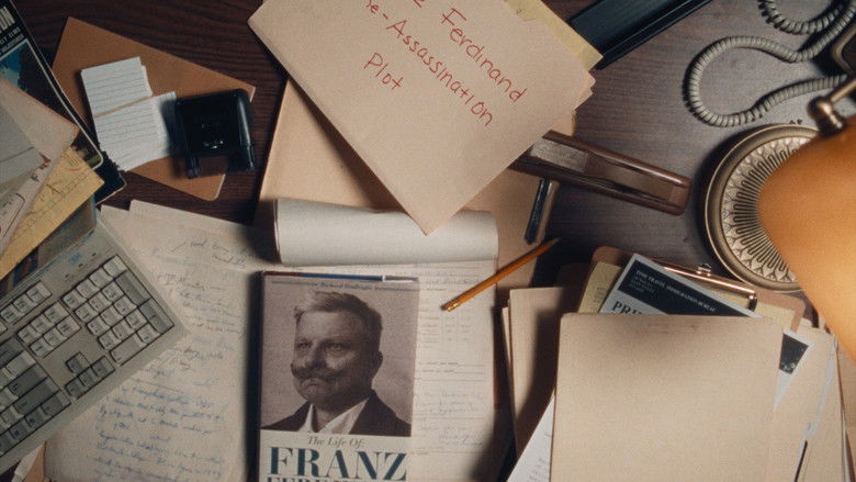 кадр из фильма The Time Travel Immigration Bureau