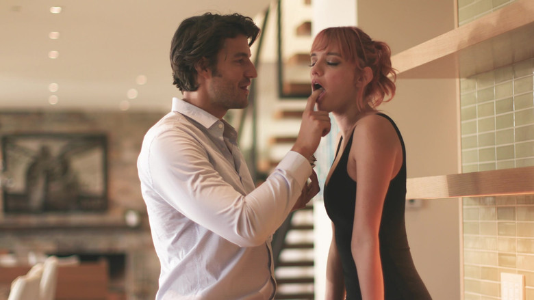 кадр из фильма The Invitation