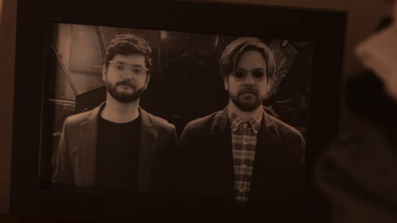 кадр из фильма My House Is Haunted