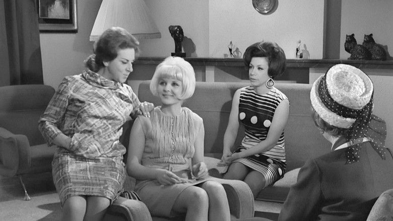 кадр из фильма Η Γυναίκα Μου Τρελλάθηκε