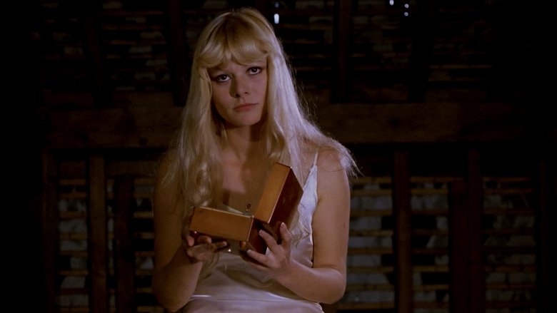 кадр из фильма Живая мертвая девушка