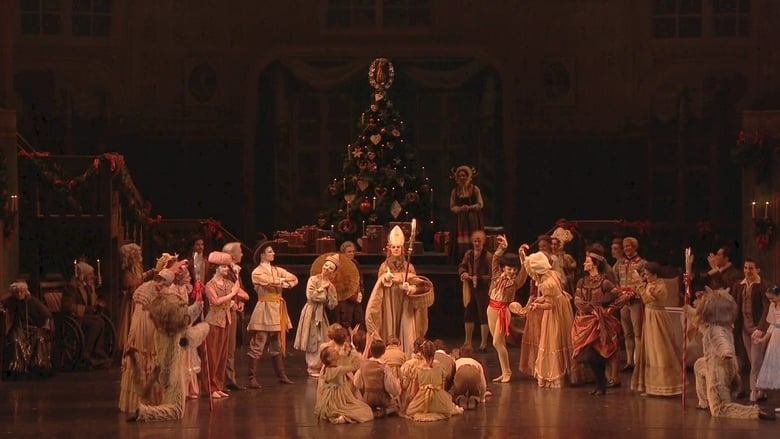 кадр из фильма The Nutcracker - Royal Ballet