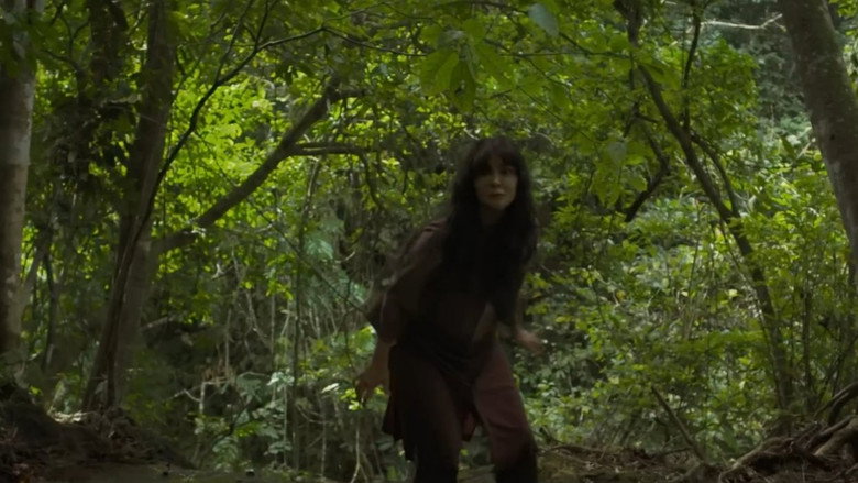 кадр из фильма Suzzanna: Santet Dosa di Atas Dosa