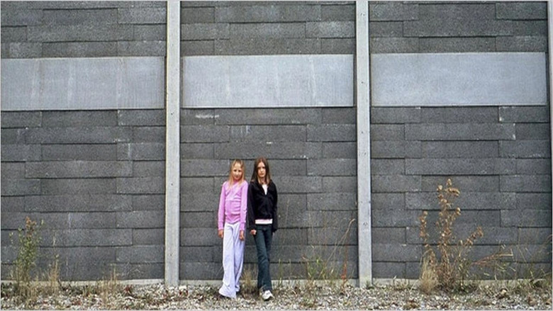 кадр из фильма Radiant City