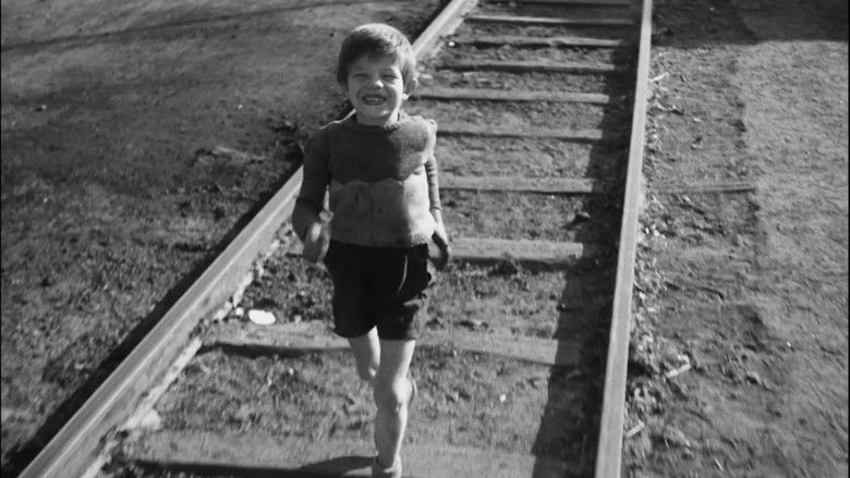 кадр из фильма ...Enfants des courants d'air