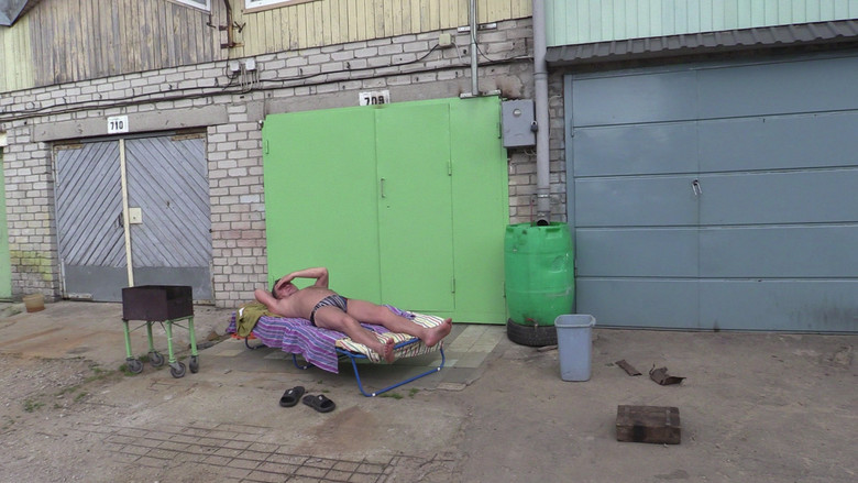 кадр из фильма Garāžas