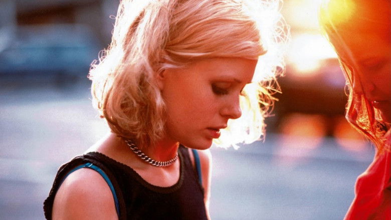 кадр из фильма All Over Me