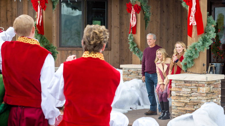 кадр из фильма My Christmas Love