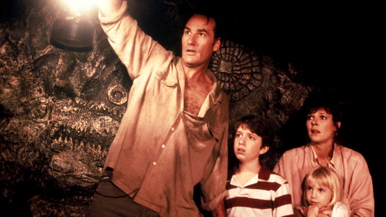 кадр из фильма Полтергейст 2: Обратная сторона