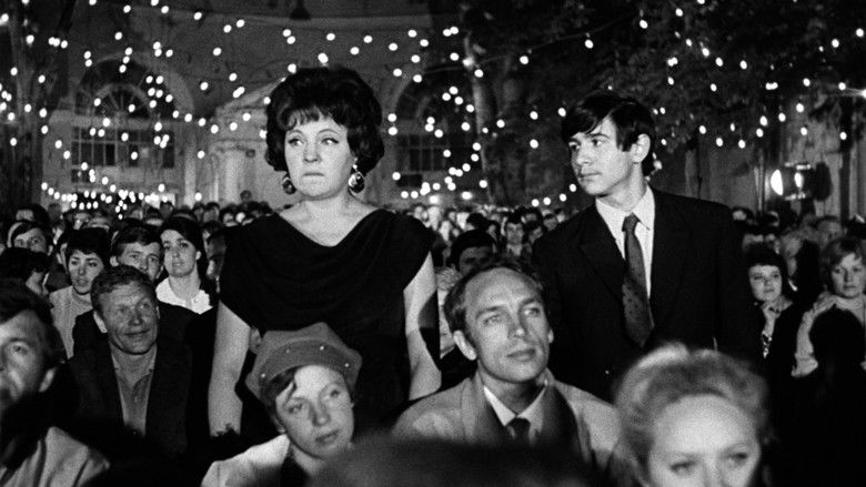 кадр из фильма Долгие проводы