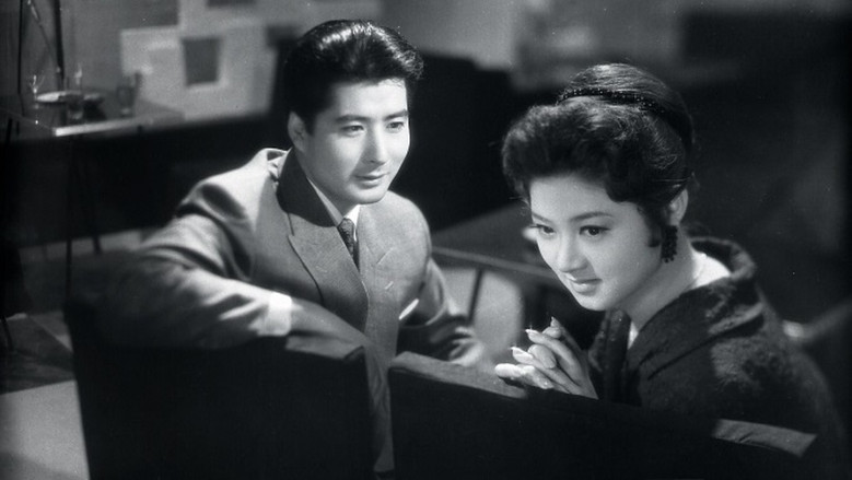 кадр из фильма 仮面の女