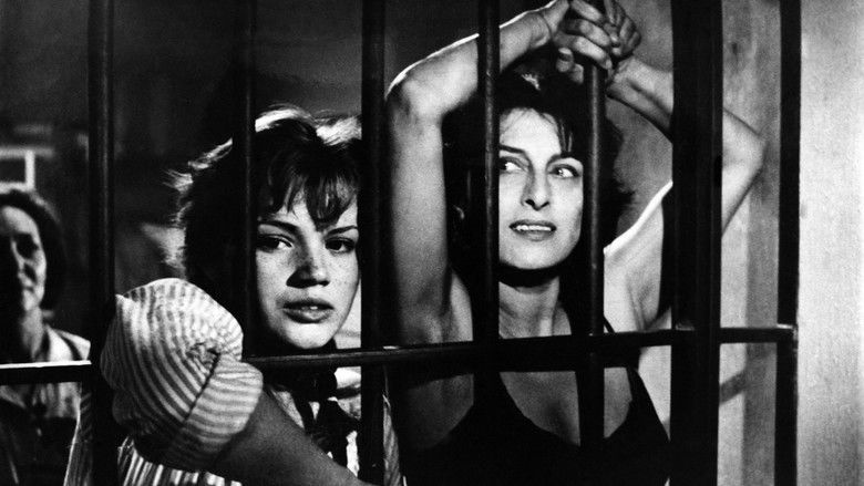 кадр из фильма Ад посреди города