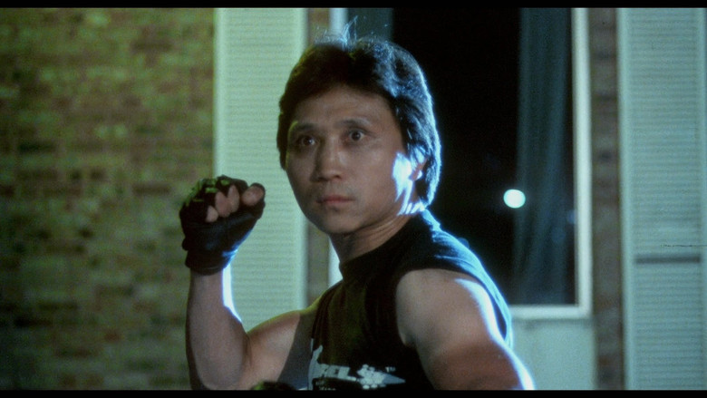 кадр из фильма Связь через Майами