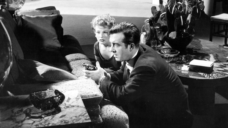 кадр из фильма Slightly Scarlet