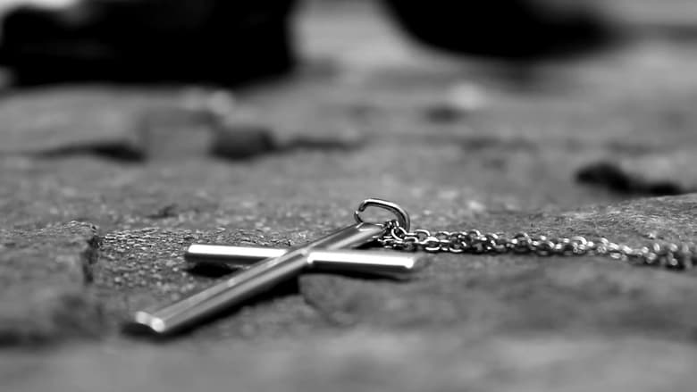 кадр из фильма The Girl with the Golden Chain