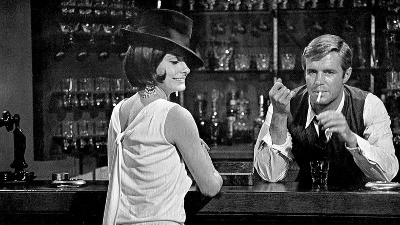 кадр из фильма The Carpetbaggers